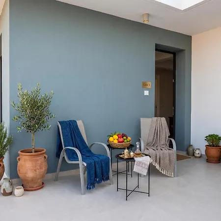 Rodia Ground Floor 2-br Garden