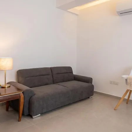 Rodia Ground Floor 2-br Garden * Paphos