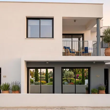 Rodia Ground Floor 2-br Garden